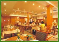 HOLIDAY HOTEL photo 2