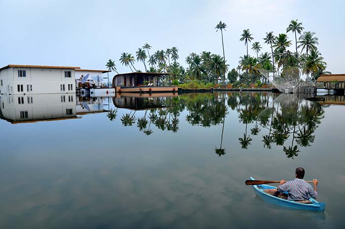 Aquatic - The Floating Resort photo 10
