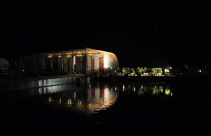 Aquatic - The Floating Resort photo 12