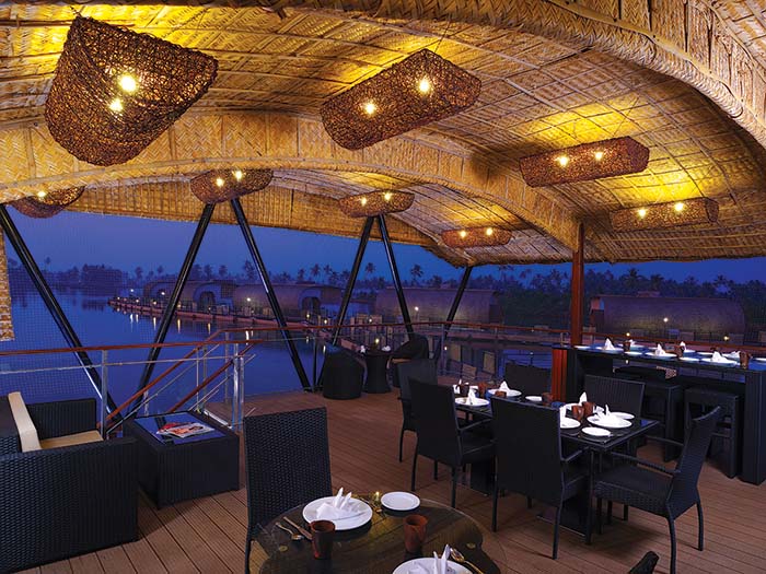Aquatic - The Floating Resort photo 5